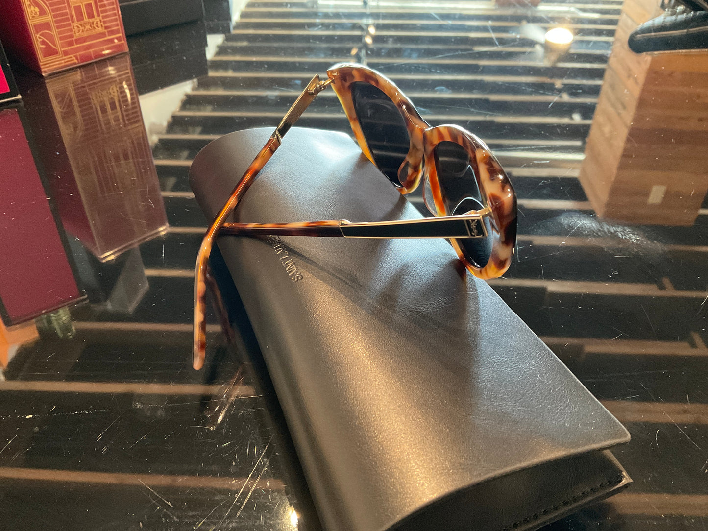 0189 SAINT LAURENT SUNGLASSES
