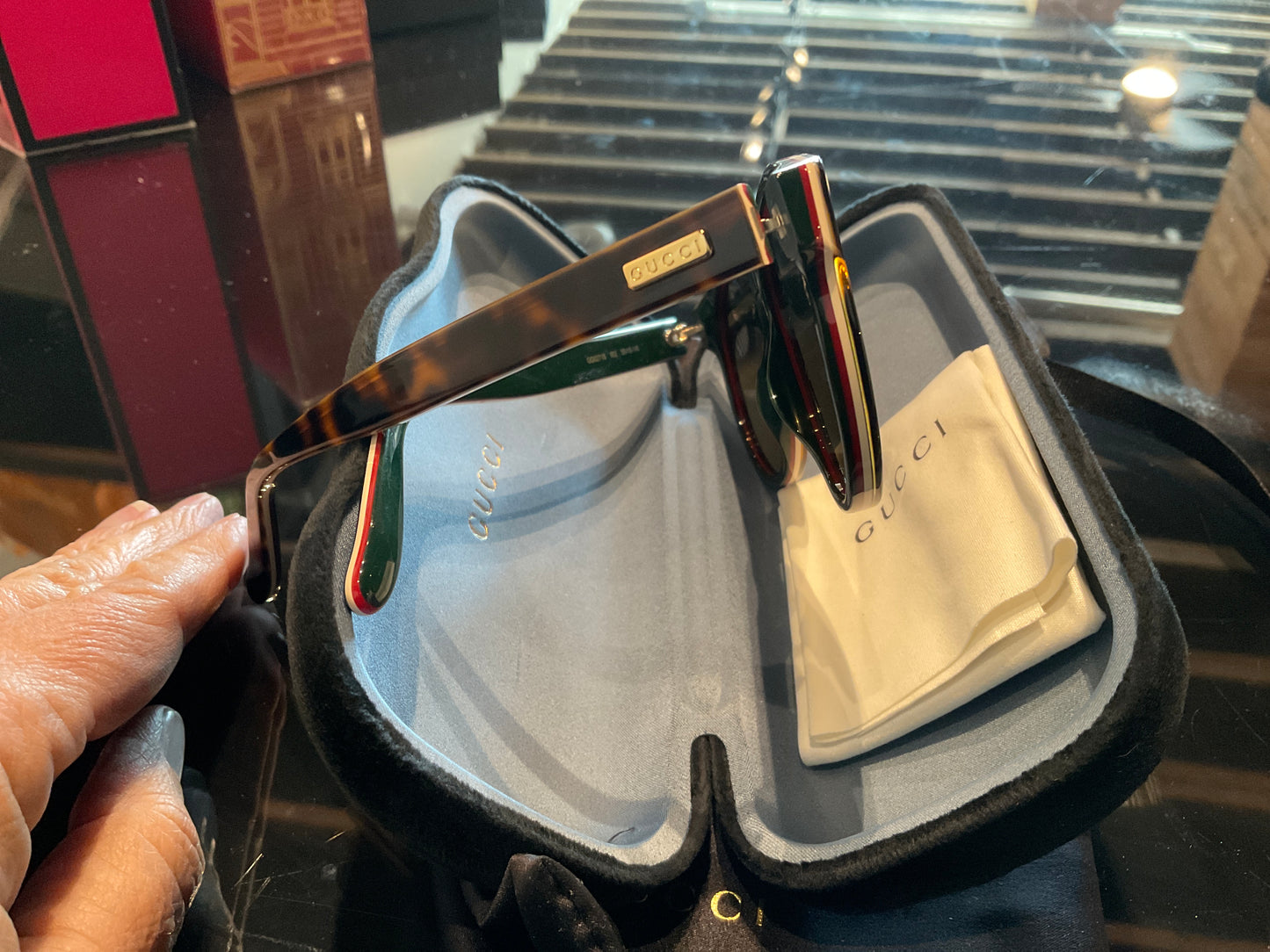 0188 GUCCI SUNGLASSES